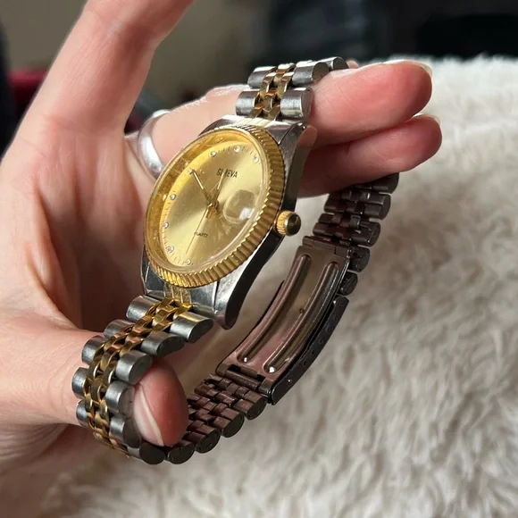 Geneva Quartz Watch - Picture 5 of 6